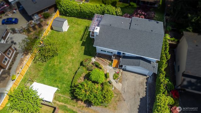 20915 80th Place W, Edmonds, WA 98026