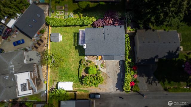 20915 80th Place W, Edmonds, WA 98026