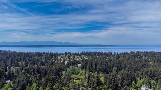 20915 80th Place W, Edmonds, WA 98026
