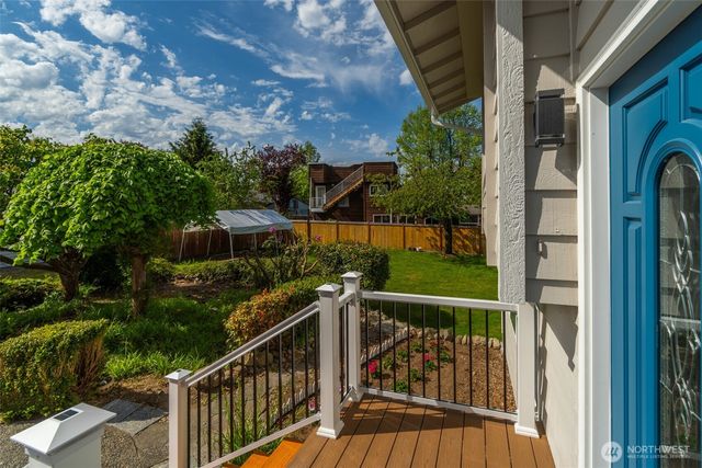 20915 80th Place W, Edmonds, WA 98026