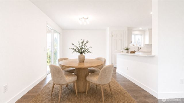 20915 80th Place W, Edmonds, WA 98026