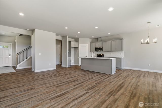 12902 Yakima Avenue S, Tacoma, WA 98444