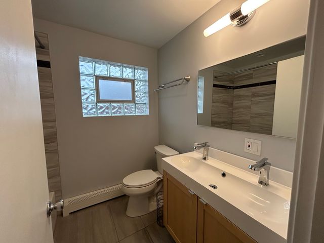 5340 N Central Avenue 2ND, Chicago, IL 60630