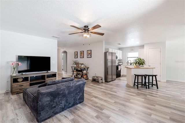 2491 BRACKNELL FOREST TRAIL, Tavares, FL 32778