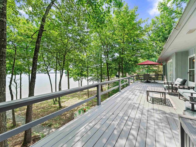 29 Guindola Way, Hot Springs Village, AR 71909