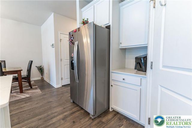 1031 Turnstone Drive, Upper Macungie Twp, PA 18051