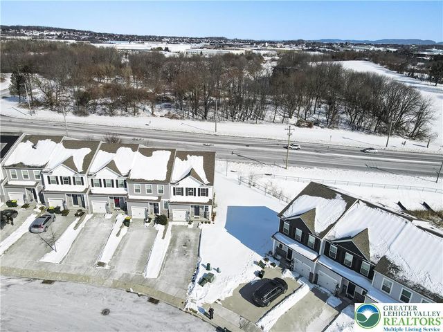 1031 Turnstone Drive, Upper Macungie Twp, PA 18051