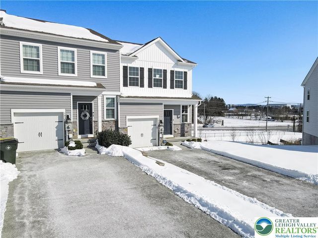 1031 Turnstone Drive, Upper Macungie Twp, PA 18051