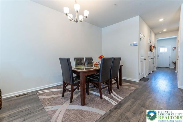 1031 Turnstone Drive, Upper Macungie Twp, PA 18051