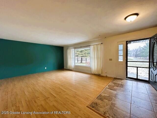 4765 Barton Road, Williamston, MI 48895