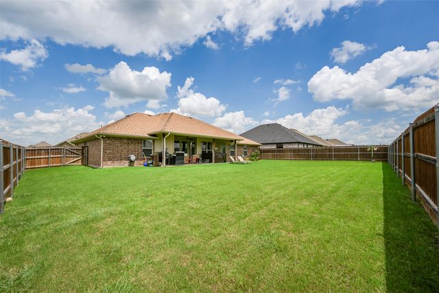 3200 White Horse Drive, Granbury, TX 76049