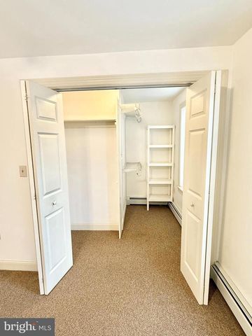 26 N MAIN ST, Spring City, PA 19475