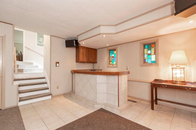 16830 Londonberry Lane, South Bend, IN 46635