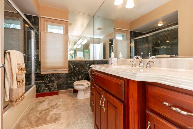 16830 Londonberry Lane, South Bend, IN 46635