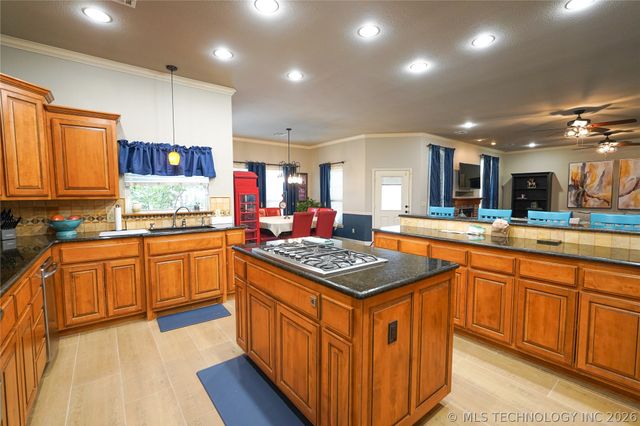 26915 E 135th Street S, Coweta, OK 74429