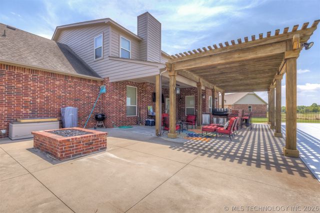 26915 E 135th Street S, Coweta, OK 74429