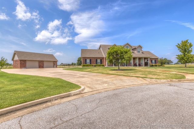 26915 E 135th Street S, Coweta, OK 74429
