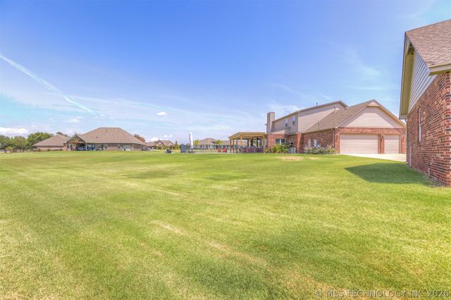 26915 E 135th Street S, Coweta, OK 74429