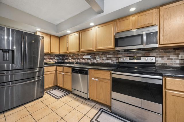533 Jordan Way, Bolingbrook, IL 60440