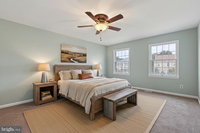 18 SUMAC CT, Newark, DE 19702