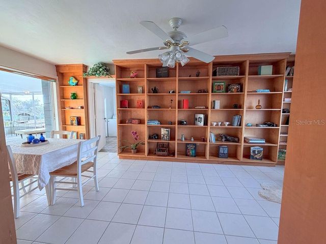 5952 52ND AVENUE N, Kenneth City, FL 33709