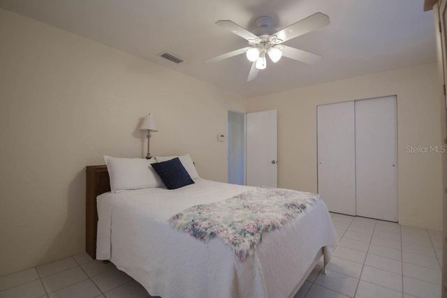 5952 52ND AVENUE N, Kenneth City, FL 33709