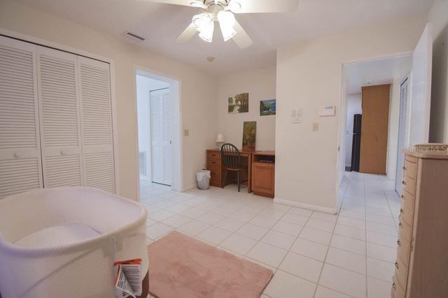 5952 52ND AVENUE N, Kenneth City, FL 33709