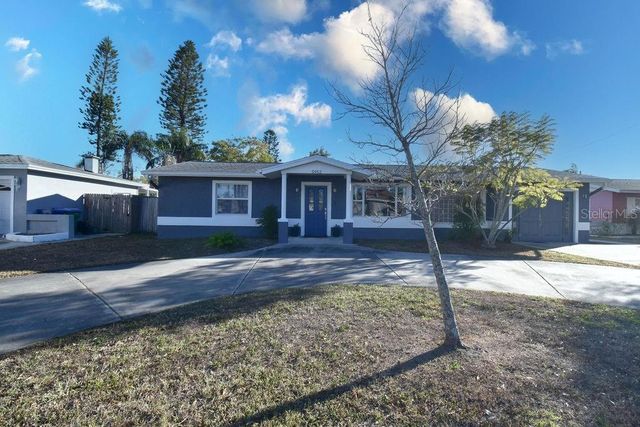 5952 52ND AVENUE N, Kenneth City, FL 33709