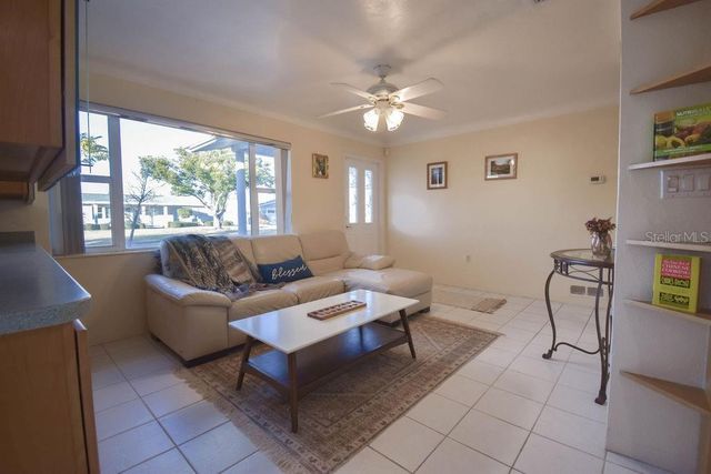 5952 52ND AVENUE N, Kenneth City, FL 33709