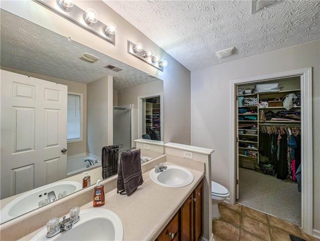 3954 Riverside Parkway, Decatur, GA 30034