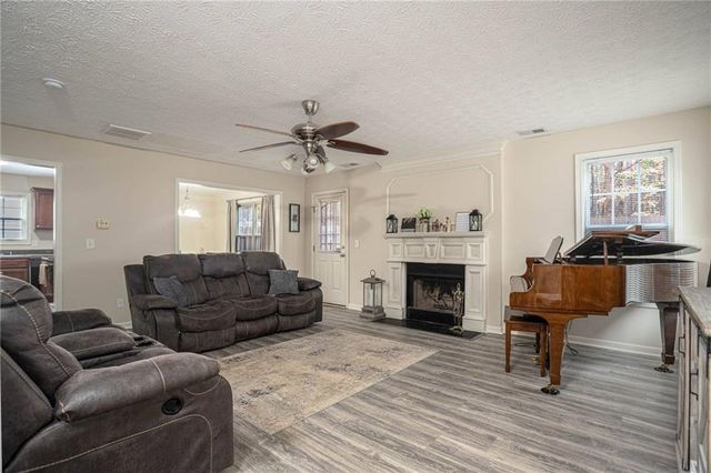 3954 Riverside Parkway, Decatur, GA 30034