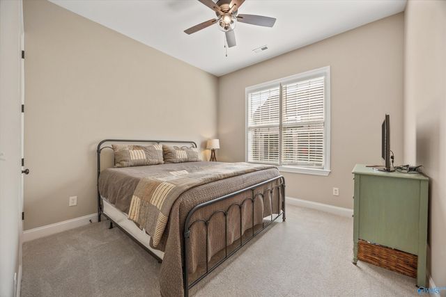 8213 Nantucket Circle, Owens Cross Roads, AL 35763