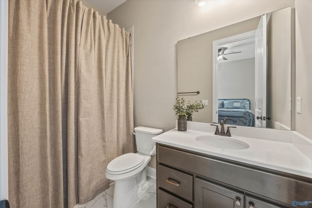 8213 Nantucket Circle, Owens Cross Roads, AL 35763