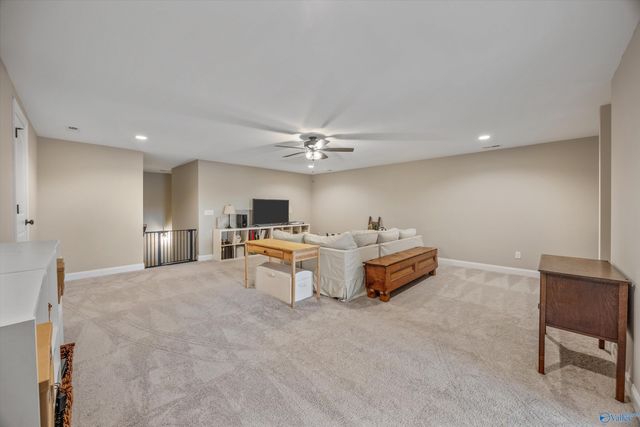 8213 Nantucket Circle, Owens Cross Roads, AL 35763