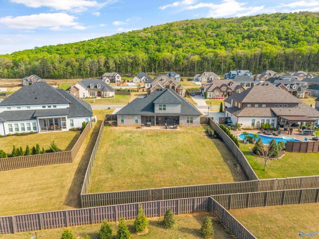 8213 Nantucket Circle, Owens Cross Roads, AL 35763