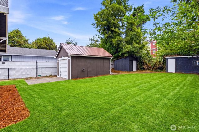 8421 S D Street S, Tacoma, WA 98444