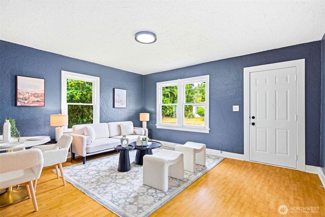 8421 S D Street S, Tacoma, WA 98444