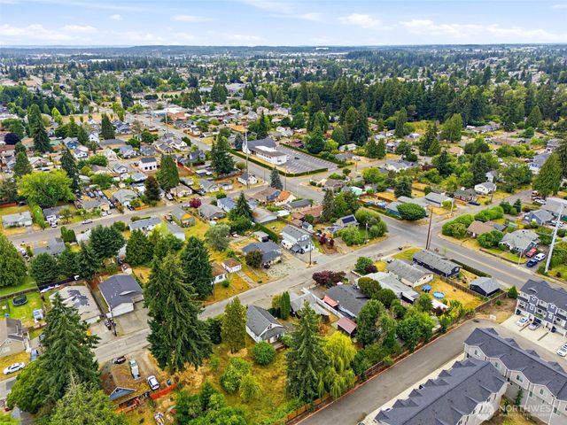 8421 S D Street S, Tacoma, WA 98444