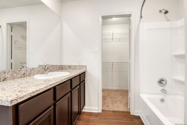 3885 NORTHAVEN TRL, New Braunfels, TX 78132