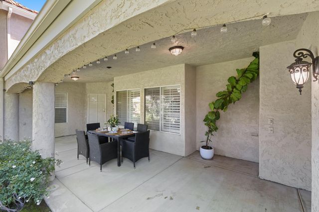 7273 N Durant Avenue, Fresno, CA 93711