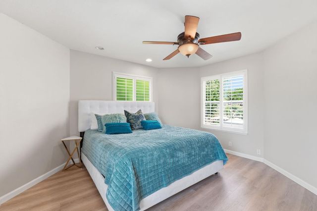 7273 N Durant Avenue, Fresno, CA 93711