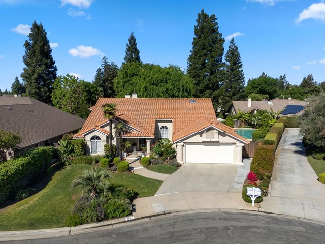 7273 N Durant Avenue, Fresno, CA 93711