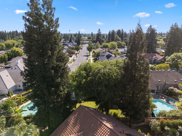 7273 N Durant Avenue, Fresno, CA 93711