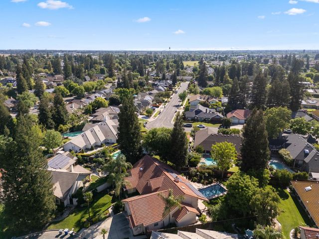 7273 N Durant Avenue, Fresno, CA 93711