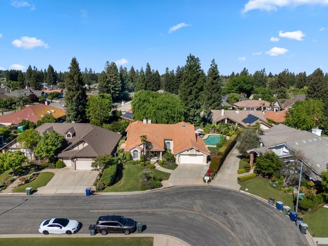 7273 N Durant Avenue, Fresno, CA 93711