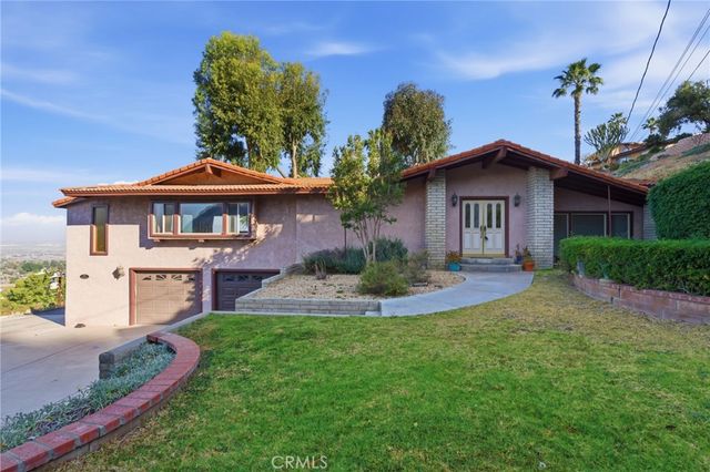 12021 Honey Hill, Grand Terrace, CA 92313