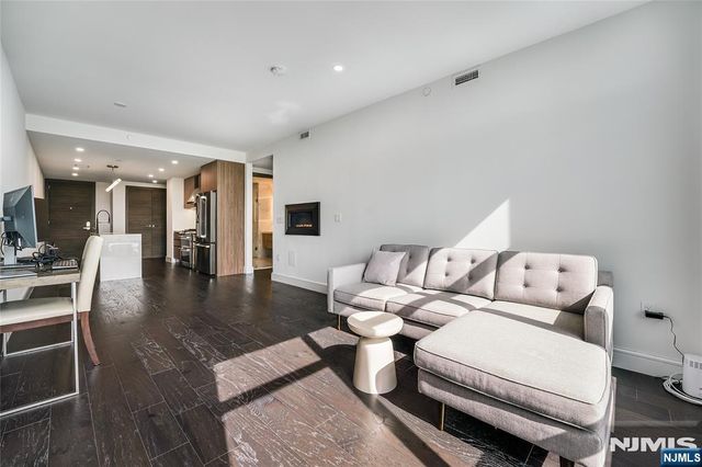8701 Churchill Road 506, North Bergen, NJ 07047