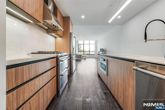 8701 Churchill Road 506, North Bergen, NJ 07047