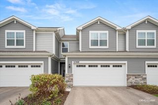 1066 Moraine Drive, South Elgin, IL 60177