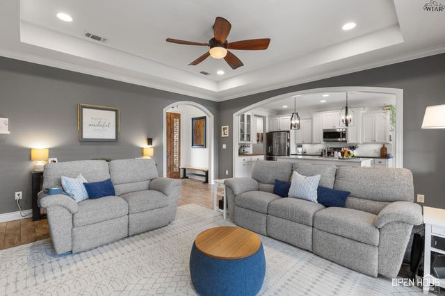 2 GOLDENROD COURT, Wichita Falls, TX 76308